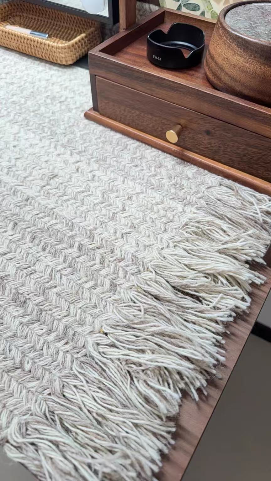 Thảm trải sàn dệt viền Tassel Rug