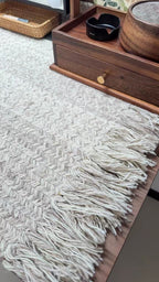 Thảm trải sàn dệt viền Tassel Rug